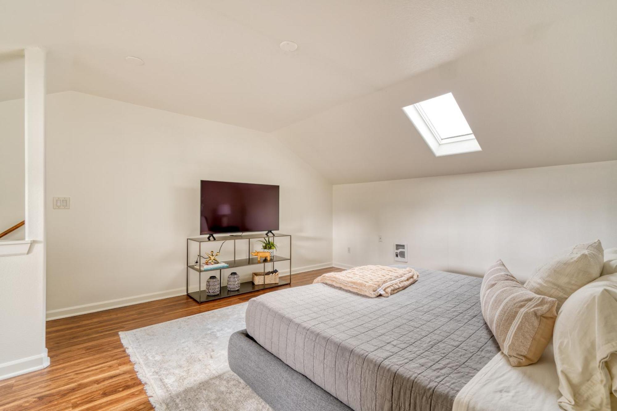 Stay Portland - Perfect Portland Farmhouse Loft - Breweries & Bars Esterno foto