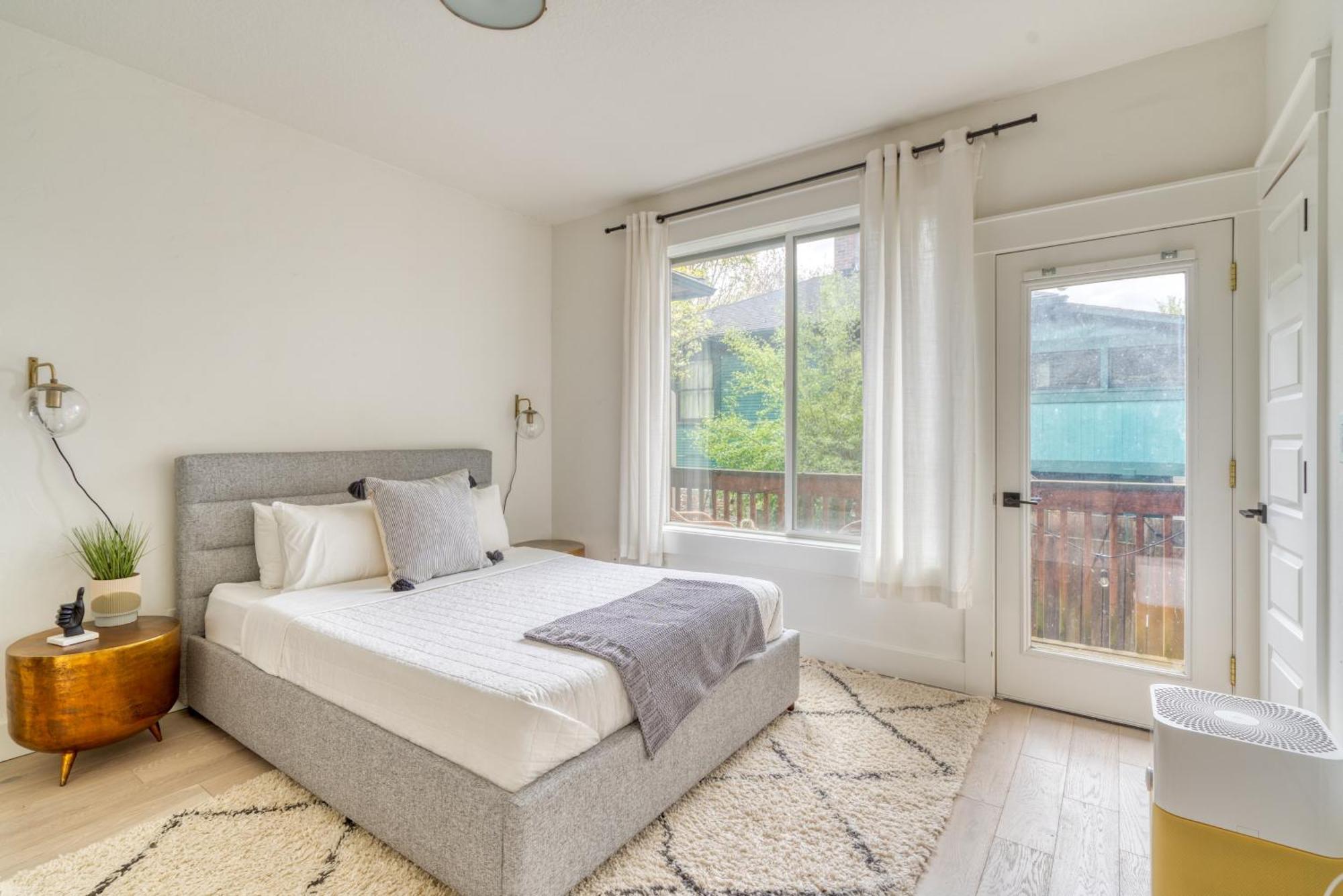 Stay Portland - Perfect Portland Farmhouse Loft - Breweries & Bars Esterno foto
