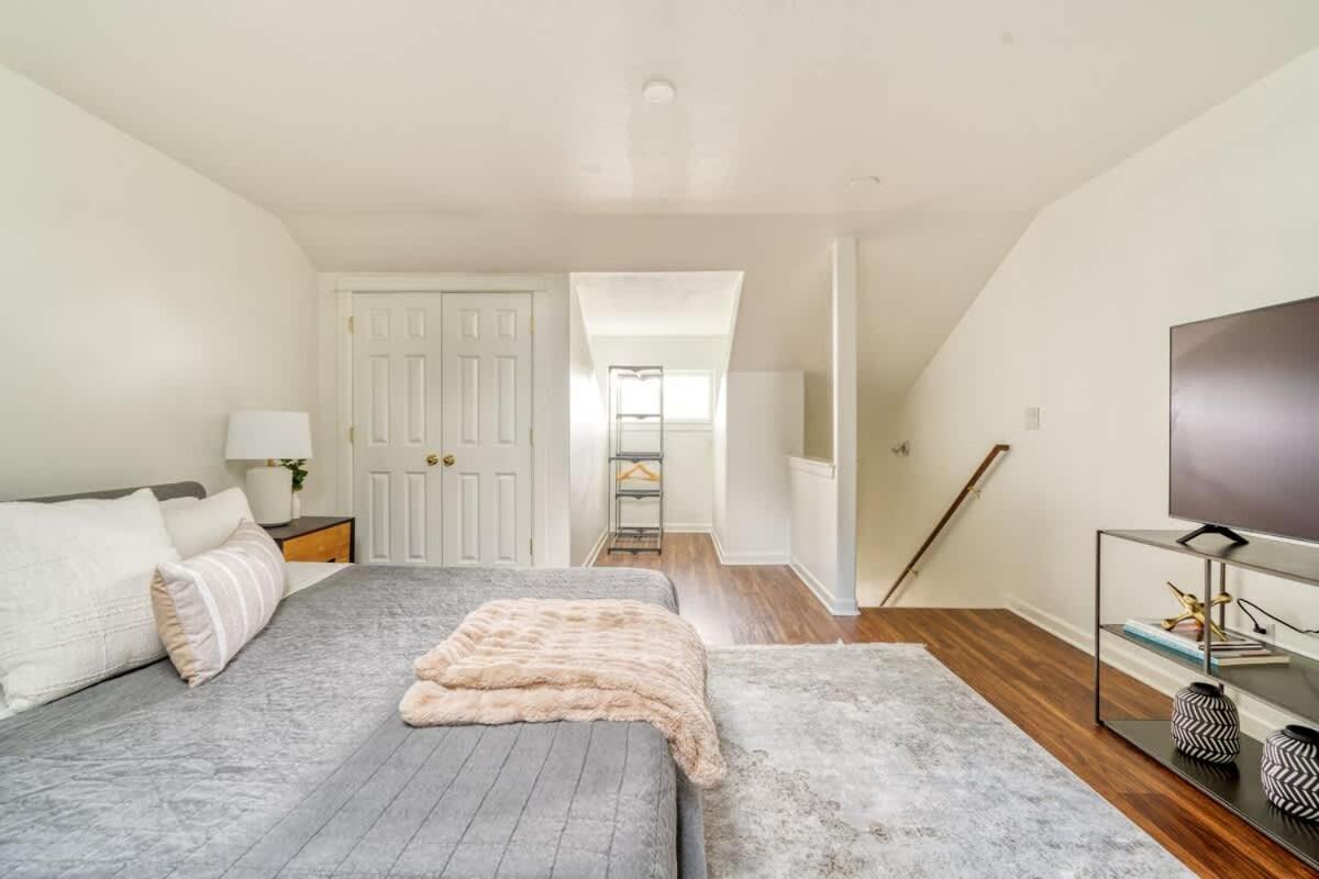 Stay Portland - Perfect Portland Farmhouse Loft - Breweries & Bars Esterno foto